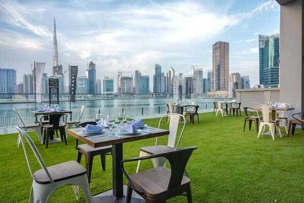 Combiné hôtels Canal Central Business Bay 5* + Framissima Premium JA Beach Hotel 5* pas cher