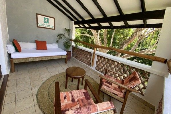 Combiné circuit et hôtel Pinewood Beach Resort & Spa 4*sup avec 2 nuits safari Tsavo Est et Ouest pas cher photo 18