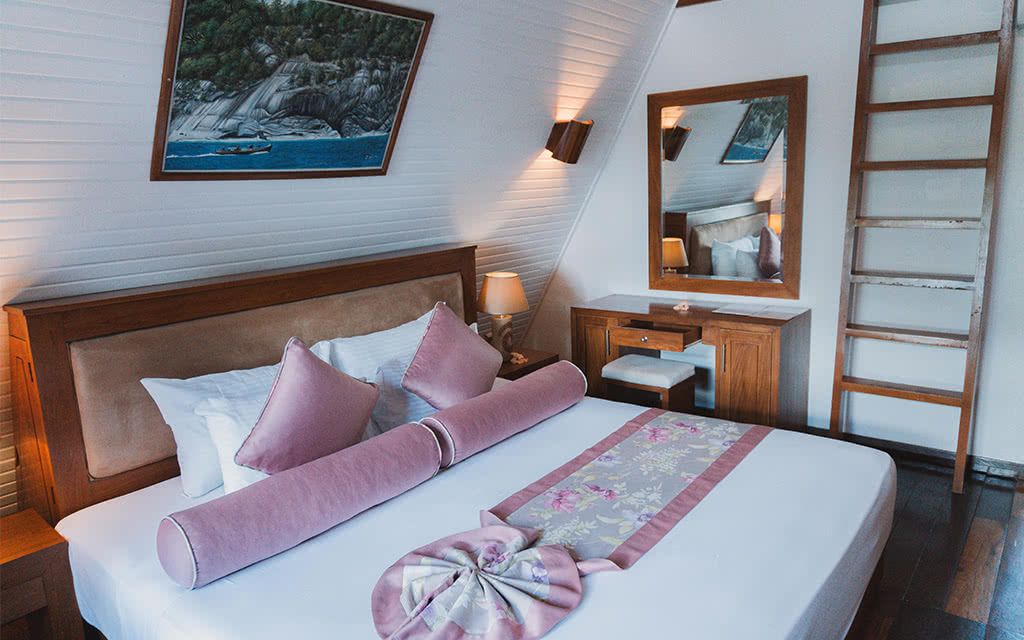 COMBINÉ 3 ILES : PRASLIN + LA DIGUE + MAHÉ The Britannia + La Digue Island Lodge + Thalassa Self-Cat pas cher photo 1