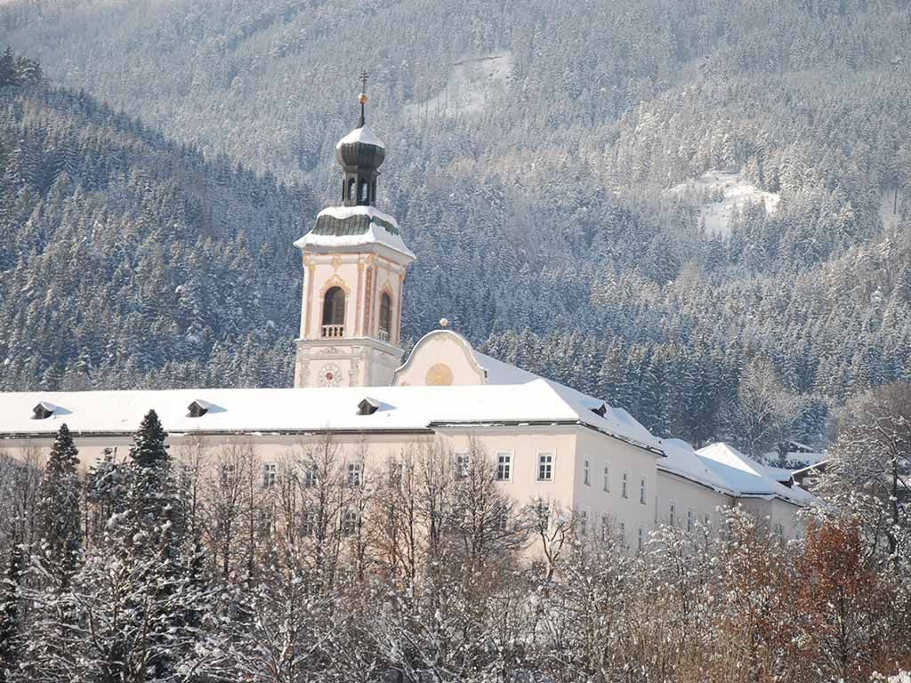 Nouvel An au Tyrol entre solos - Hôtel Schwarzbrunn 4* sup Resort & Spa - Transport en autocar depui pas cher photo 1