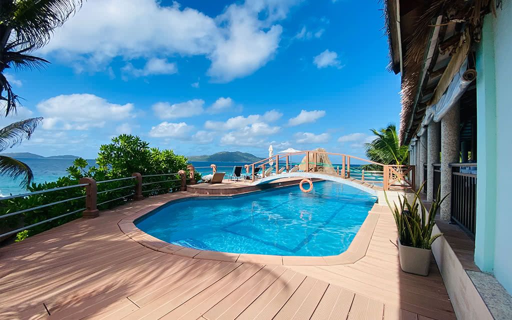 COMBINÉ 3 ILES : PRASLIN + LA DIGUE + MAHÉ The Britannia + Le Patatran + Cerf Island Resort 10 nuits pas cher photo 4