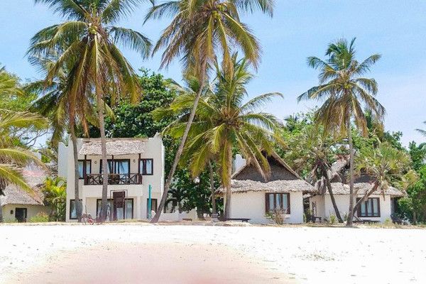 Combiné circuit et hôtel Jacaranda Indian Ocean Beach Resort 4* avec 3 nuits Tsavo Est/Ouest/Ambosél pas cher photo 10