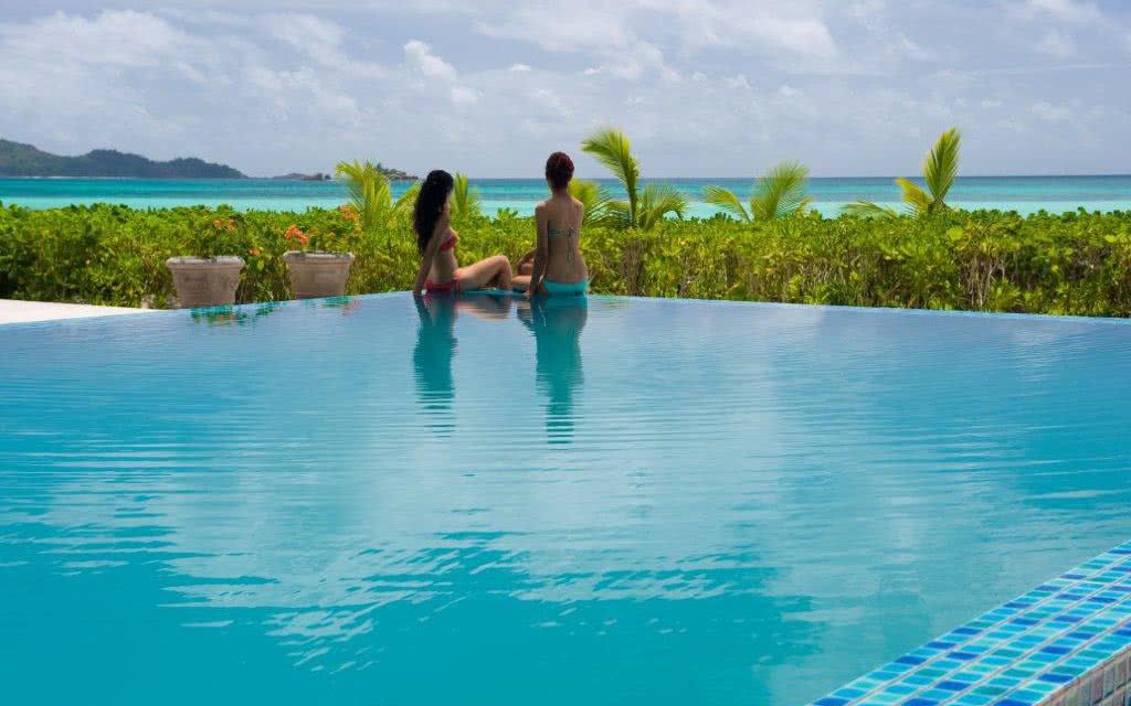 COMBINÉ 2 ILES : PRASLIN + MAHÉ Acajou Beach Resort + Berjaya Beau Vallon Bay 07 nuits - Offre spéci pas cher photo 4