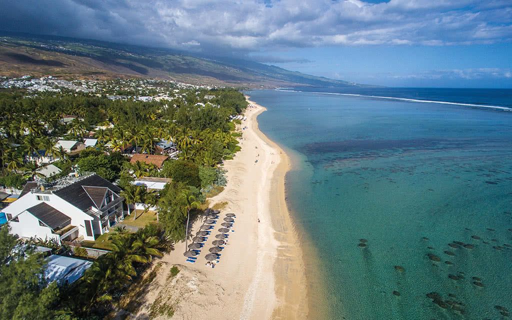 COMBINÉ 2 ILES : RÉUNION + ILE MAURICE Le Nautile Beachfront + Riu Creole 10 nuits 3* pas cher photo 2