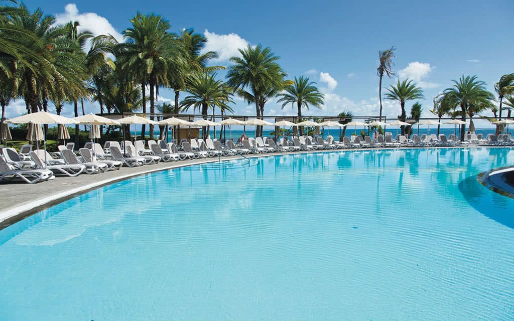 COMBINÉ 2 ILES : RÉUNION + ILE MAURICE Le Nautile Beachfront + Riu Creole 14 nuits 3* pas cher photo 7