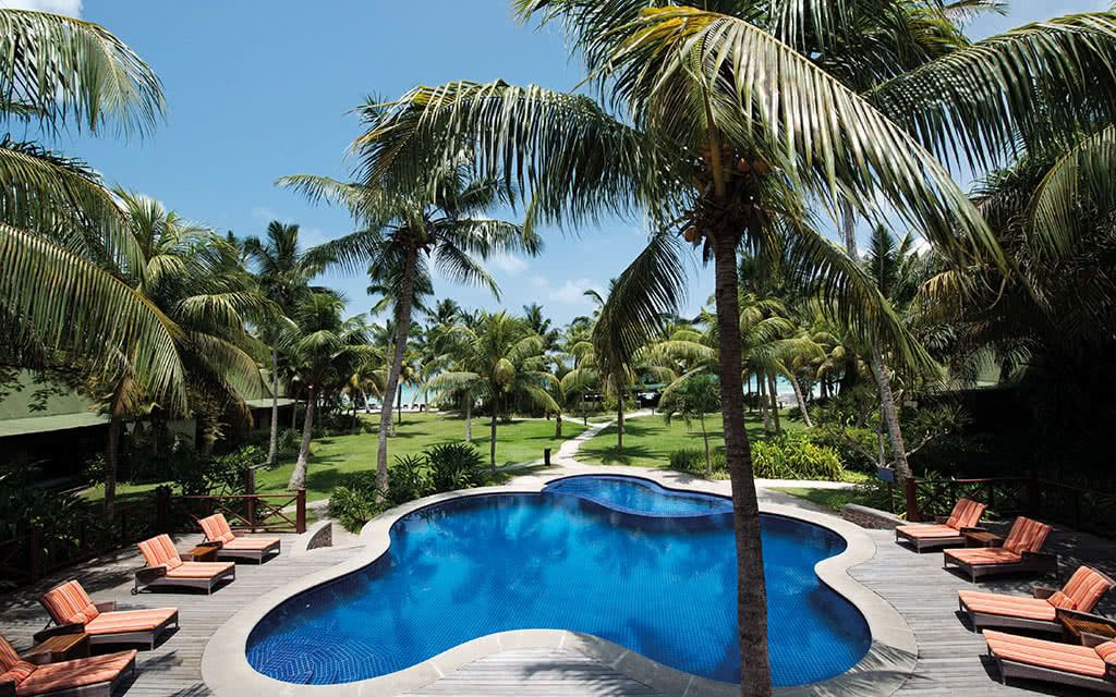 COMBINÉ 2 ILES : MAHÉ + PRASLIN Coral Strand + Paradise Sun 12 nuits 3* pas cher photo 7