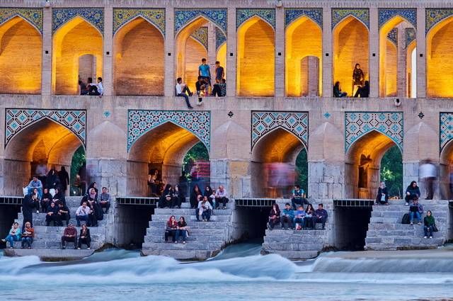 Enluminures Persanes avec Qatar Airways - Iran pas cher photo 1