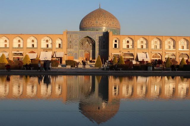 Enluminures Persanes avec Qatar Airways - Iran pas cher photo 1