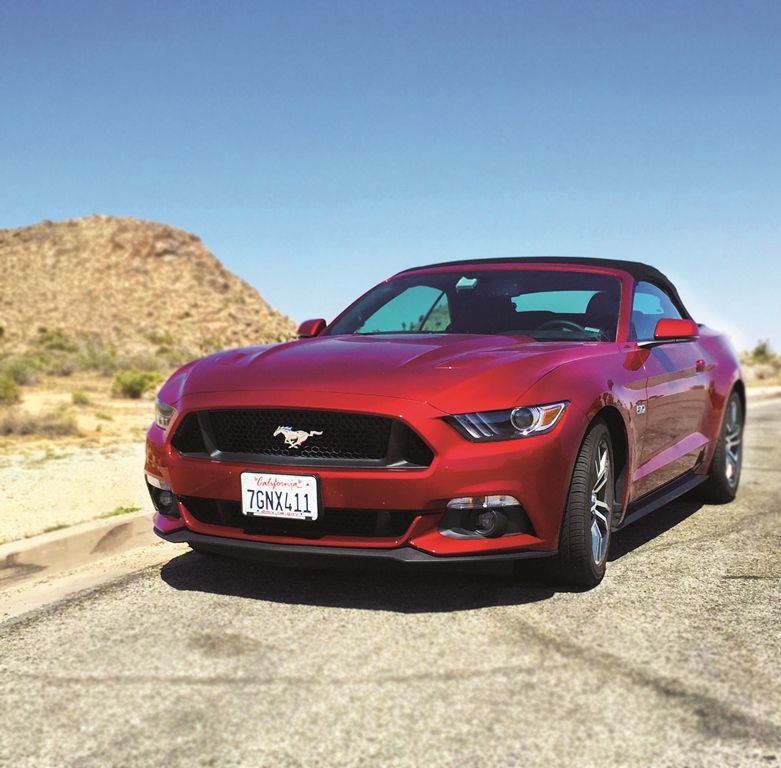 HIGHWAY ONE AU VOLANT MUSTANG MODERNE 10J/8N pas cher photo 3