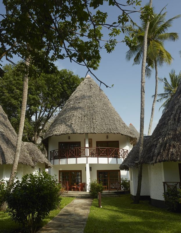 Safari Tsavo East et Séjour au Neptune Village Beach Resort & Spa 4* nl pas cher photo 12