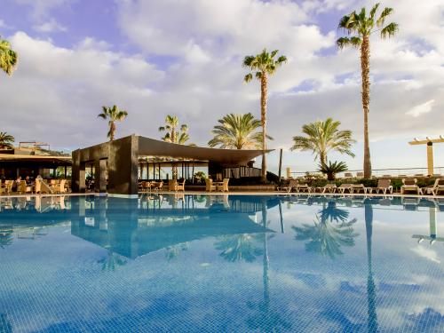 Circuit Nature et traditions et séjour Framissima Calheta Beach 4* pas cher photo 1