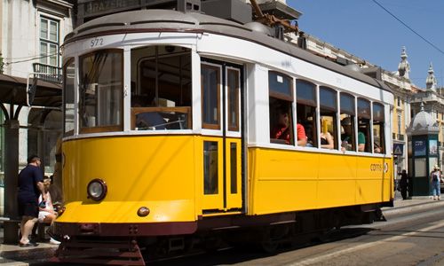 INDISPENSABLE PORTUGAL pas cher photo 5