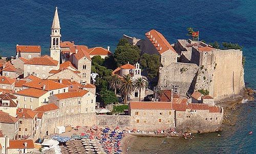 INDISPENSABLE MONTENEGRO pas cher photo 3