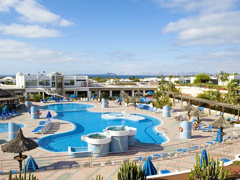 Hôtel HL Club Playa Blanca 4* pas cher photo 1