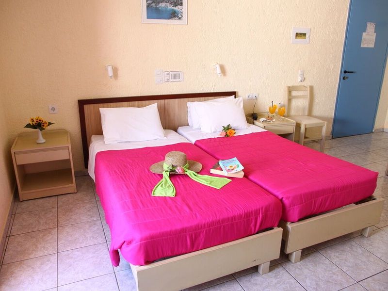 Hôtel Triton Hotel Malia 3* pas cher photo 7