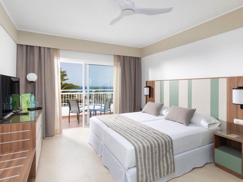 Hôtel Riu Paraiso Lanzarote Resort 4* pas cher photo 3