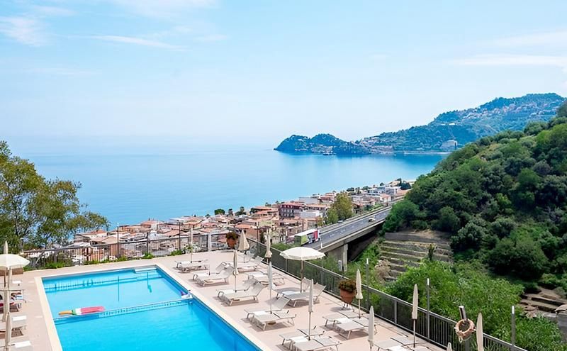 Hôtel Antares 4* pas cher photo 2