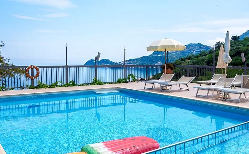 Hôtel Antares 4* pas cher photo 3