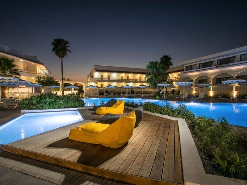 Hôtel Niriides Beach 4* pas cher photo 13