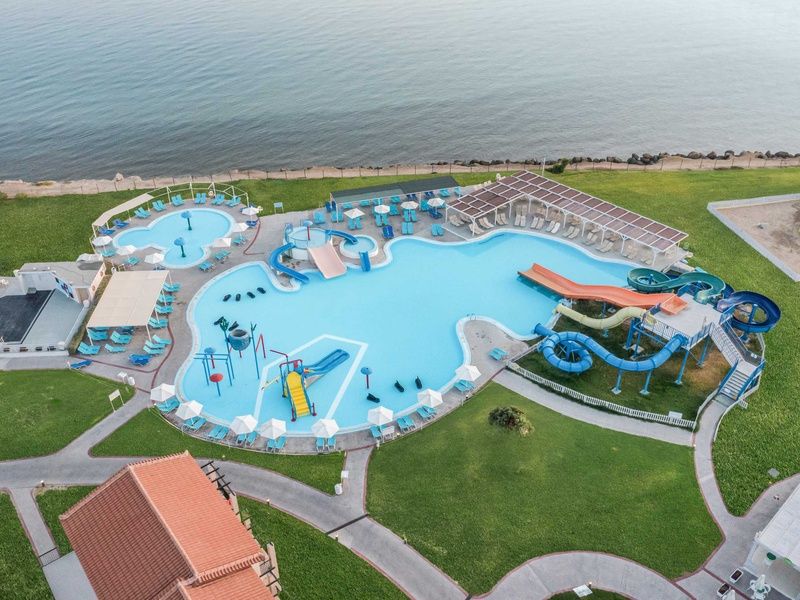 Hôtel White Olive Marine Aquapark 4* pas cher photo 1