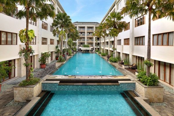 Hôtel Aston Kuta Hotel 4* pas cher