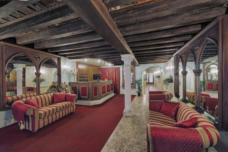 Hôtel Pausania 3* pas cher photo 3