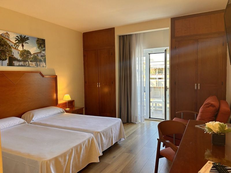 Hôtel Monarque El Rodeo 4* pas cher photo 4