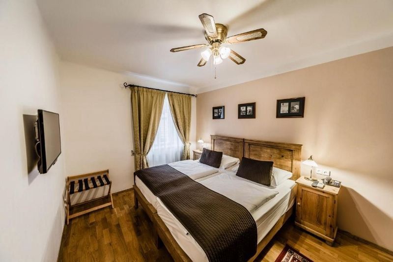 Hôtel Archibald at the Charles Bridge 4* pas cher photo 7