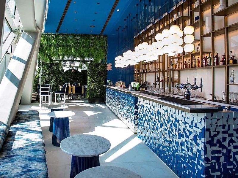 Andaz Capital Gate by Hyatt 5* pas cher photo 8