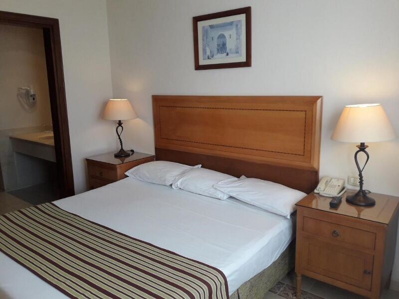 Hôtel Continental Plaza Beach Resort 4* pas cher photo 4
