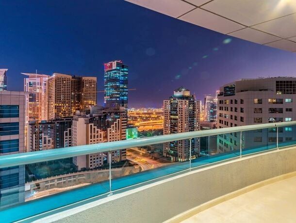First Central Hotel Suites Dubai 4* pas cher photo 1