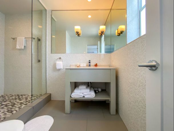 Hôtel Marseilles Beachfront 4* pas cher photo 8