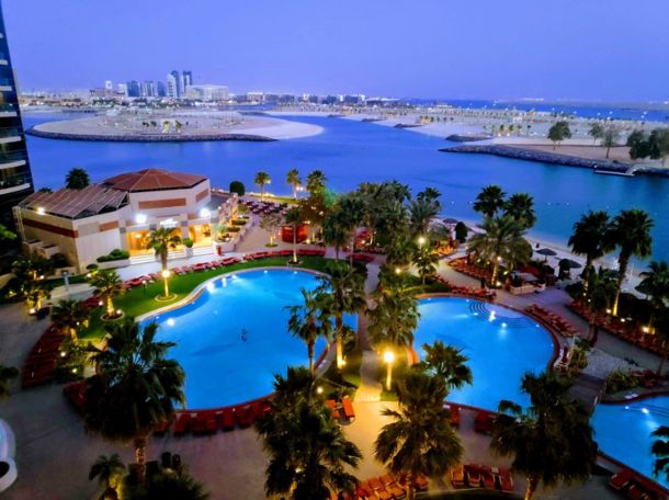 Hôtel Khalidiya Palace Rotana Resort 5* + Visite d'Abu D'habi avec billet d'entrée à Ferrari World pas cher photo 15