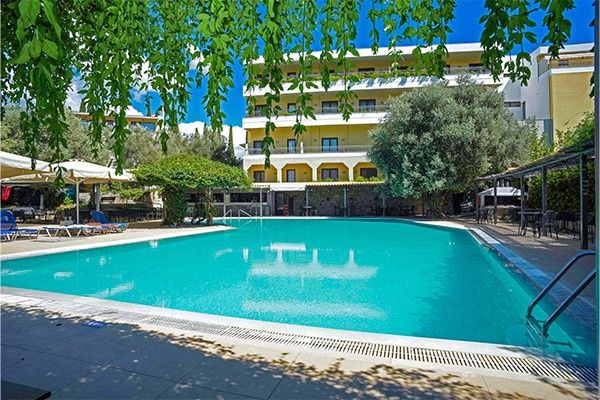 Club Jumbo Miramare 4* pas cher photo 1