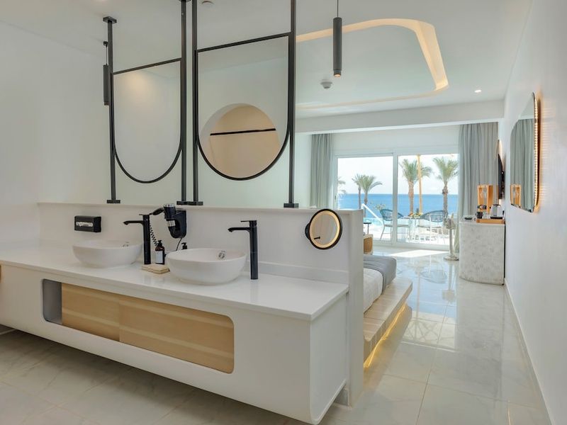 White Hills Resort pas cher photo 1