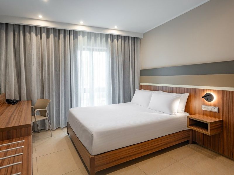 Hôtel DoubleTree by Hilton Malta 4* pas cher photo 3