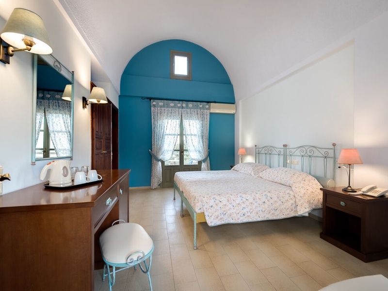 Hôtel Zephyros Hotel Santorini (+16) 3* pas cher photo 9