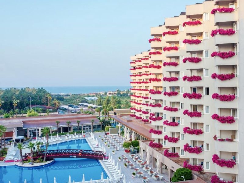 Hôtel Corendon Grand Park Lara 4* pas cher photo 1