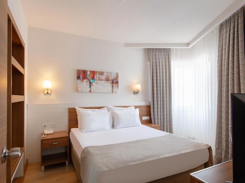 Hôtel Corendon Grand Park Lara 4* pas cher photo 2