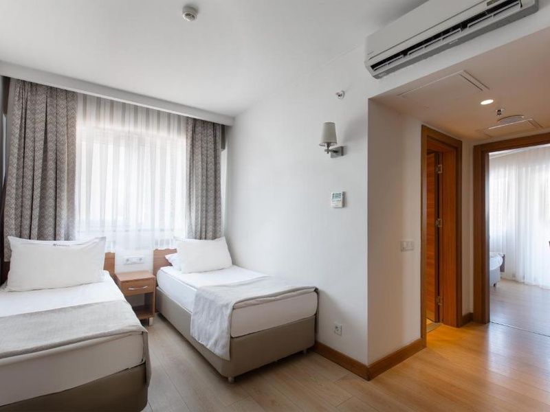 Hôtel Corendon Grand Park Lara 4* pas cher photo 3