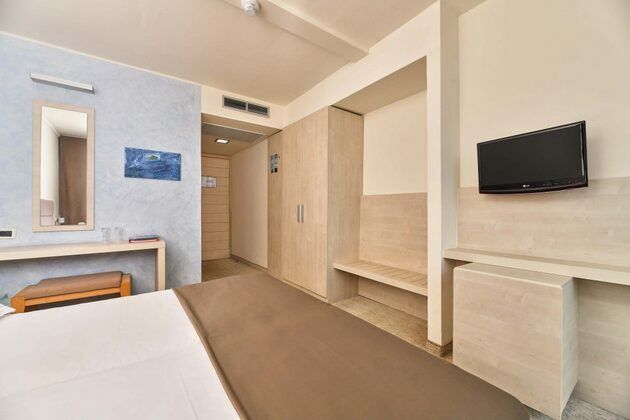 Hôtel Mediteran Plava Laguna 3* pas cher photo 13