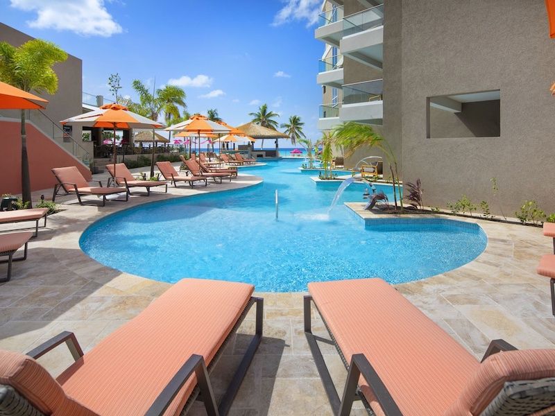 Hôtel O2 Beach Club et Spa by Ocean 5* pas cher photo 1