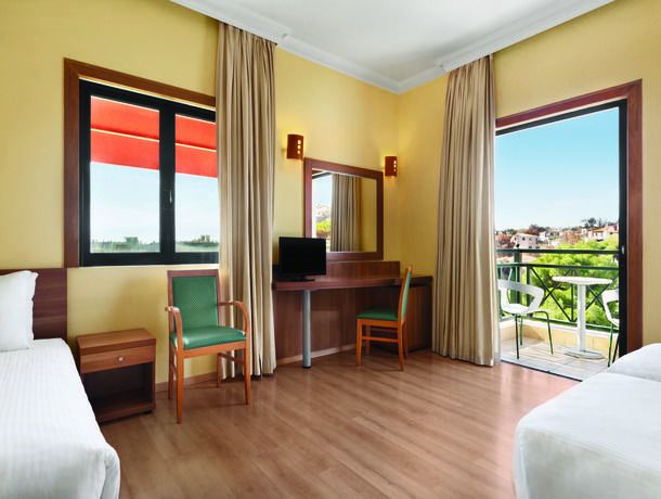 Hôtel Ramada Attica Riviera 4* pas cher photo 4