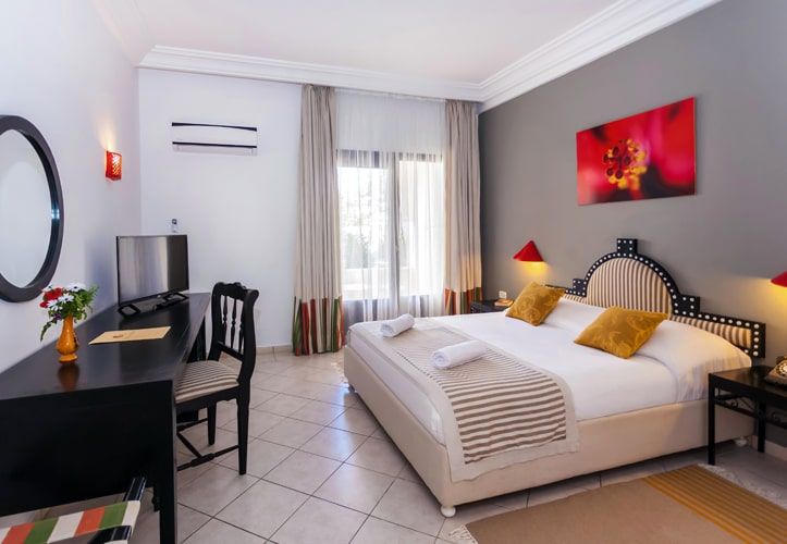 Hôtel Miramar Petit Palais 4* pas cher photo 3