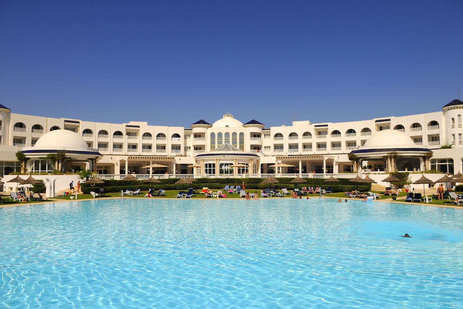 Hôtel Golden Tulip Taj Sultan 5* pas cher photo 1