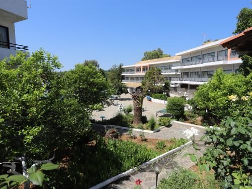 Hôtel Dassia Holiday Club 3* pas cher photo 6