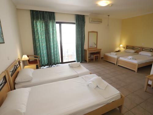 Hôtel Dassia Holiday Club 3* pas cher photo 9