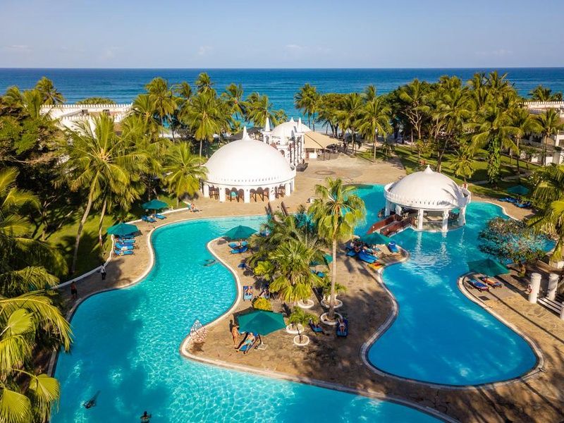 Hôtel Southern Palms Beach Resort 4* et Safari 1 nuit pas cher