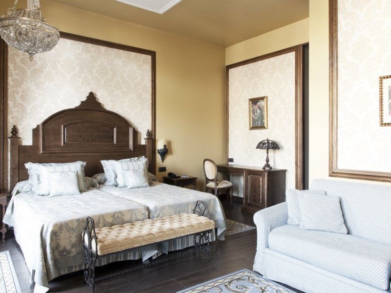 Hôtel Mansion de Lucy 5* Vol + Hôtel avec accès illimité au PortAventura Park et une entrée à Ferrar pas cher photo 4