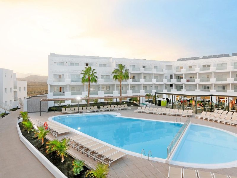 Hôtel Aequora Lanzarote Suites 4* pas cher photo 1